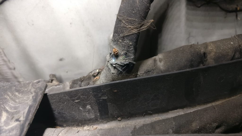 Figure 4.1: Broken copper wire found inside stripped loom.